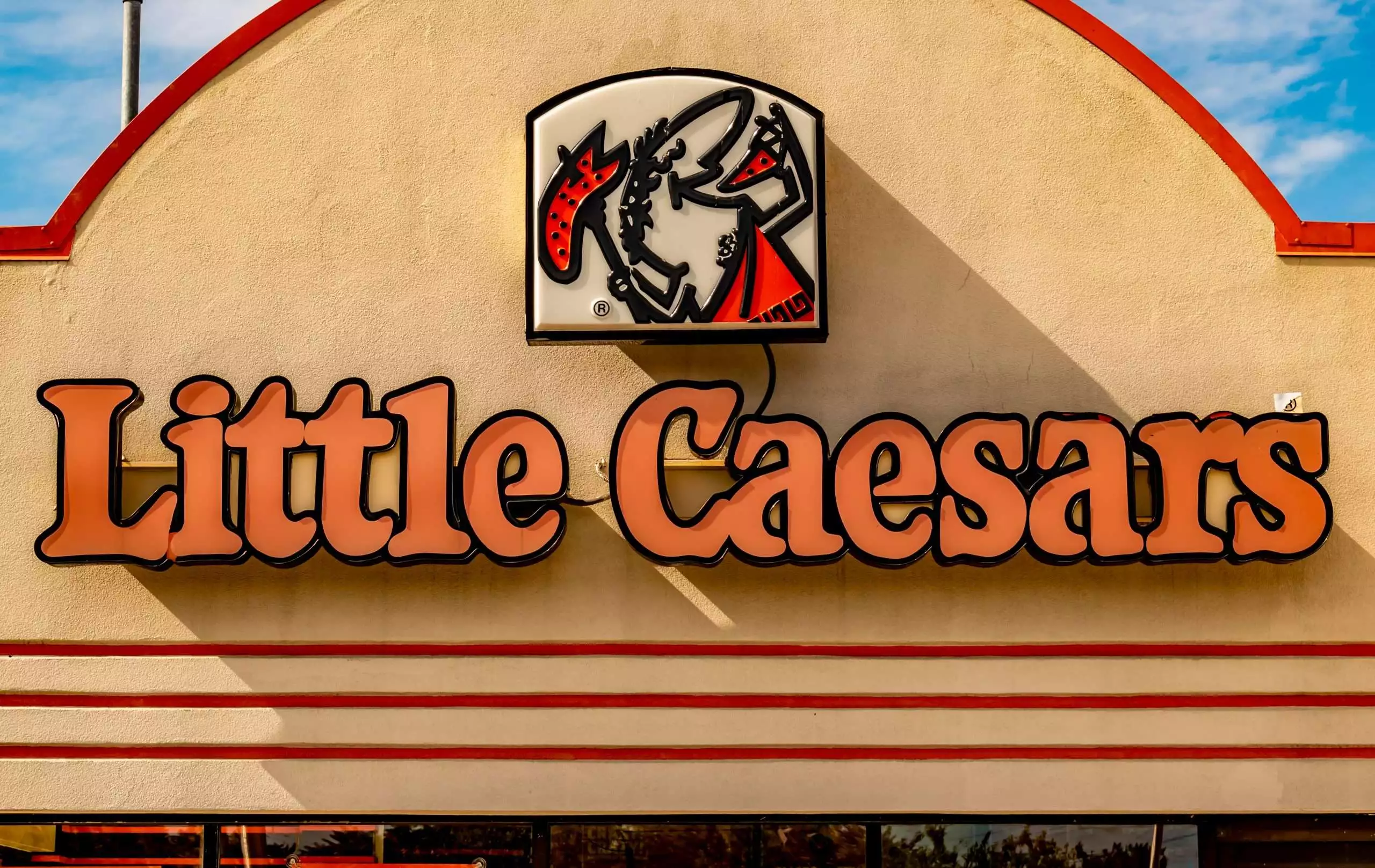 5 Little Caesars New Pizza to Try Now 2 little caesars