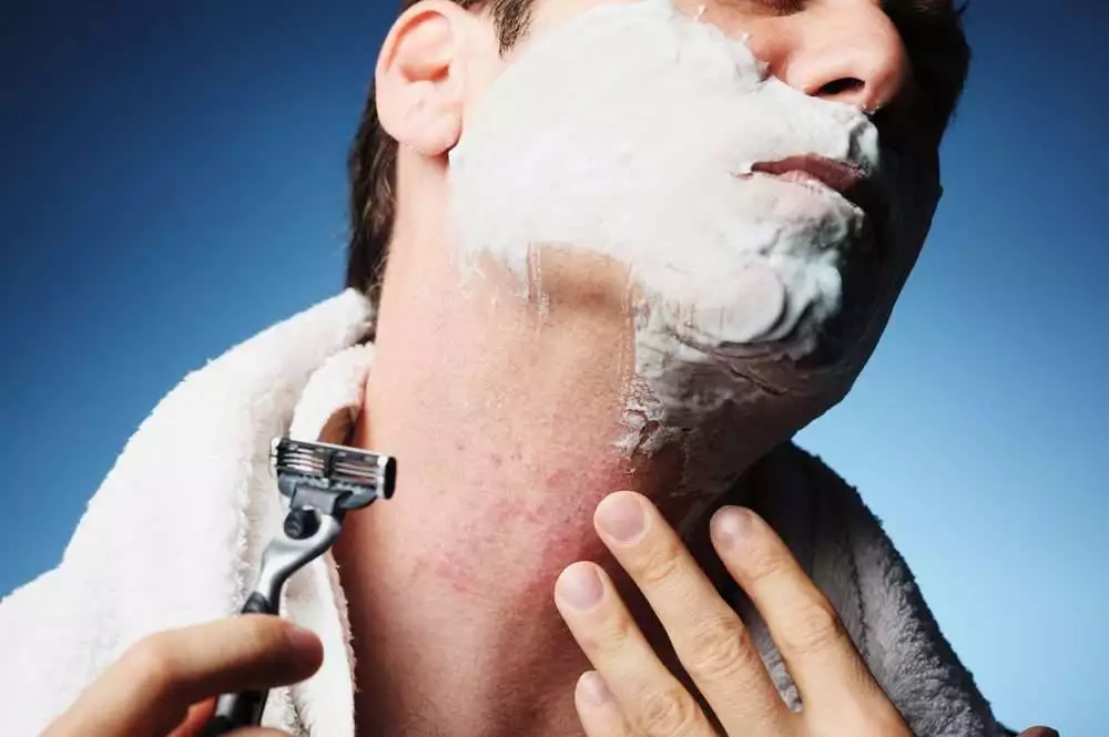 How to Get rid of Razor Bumps (10 Best Ways) 4