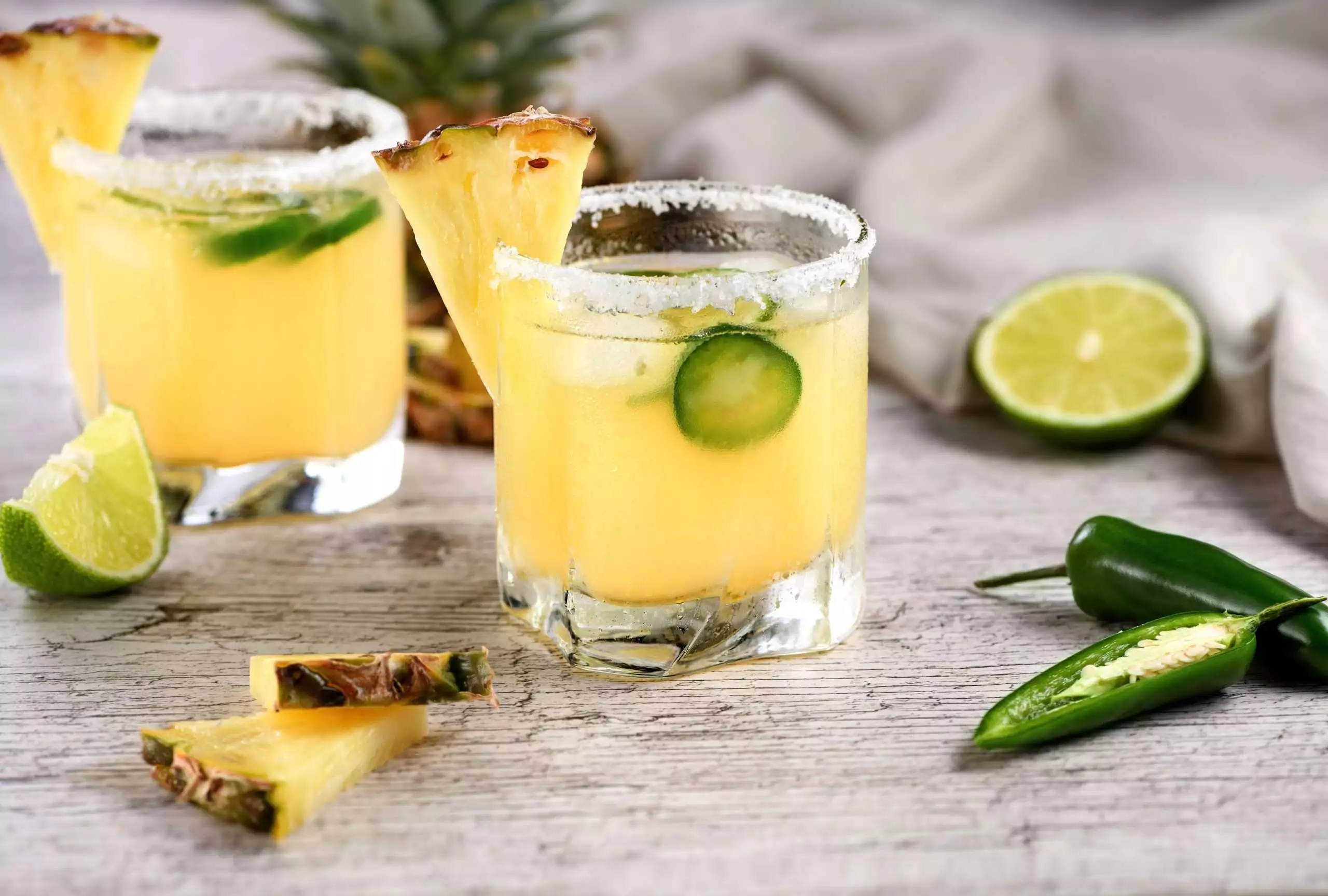 Pineapplw Margarita with Jalapenos_ guide to the best margarita recipe
