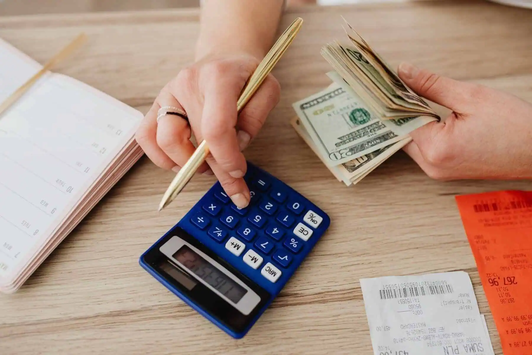 Is Finance a Good Career Path: 7 Reasons to Support It 3 Is Finance a Good Career Path: 7 Reasons to Support It 2