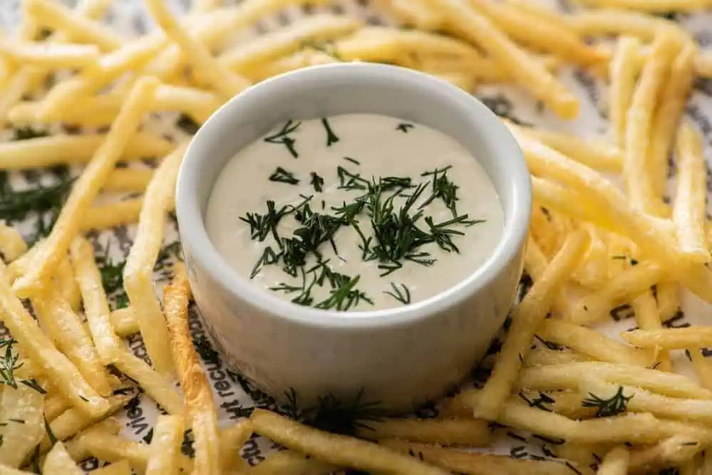 How to Make Garlic Butter in 15 Minutes? 10 Easy Steps 4 garlic dip