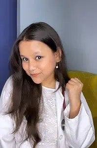 Vibhuti Dhaundiyal: 2-in-1 Multi-Talented Doctor & Entrepreneur 3 Dr.Vibhuti Dhaundiyal