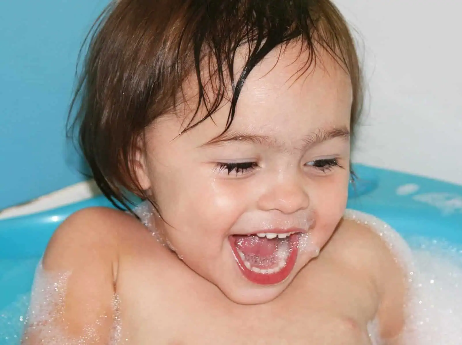 What is Shower Gel? Top 9 Benefits 4