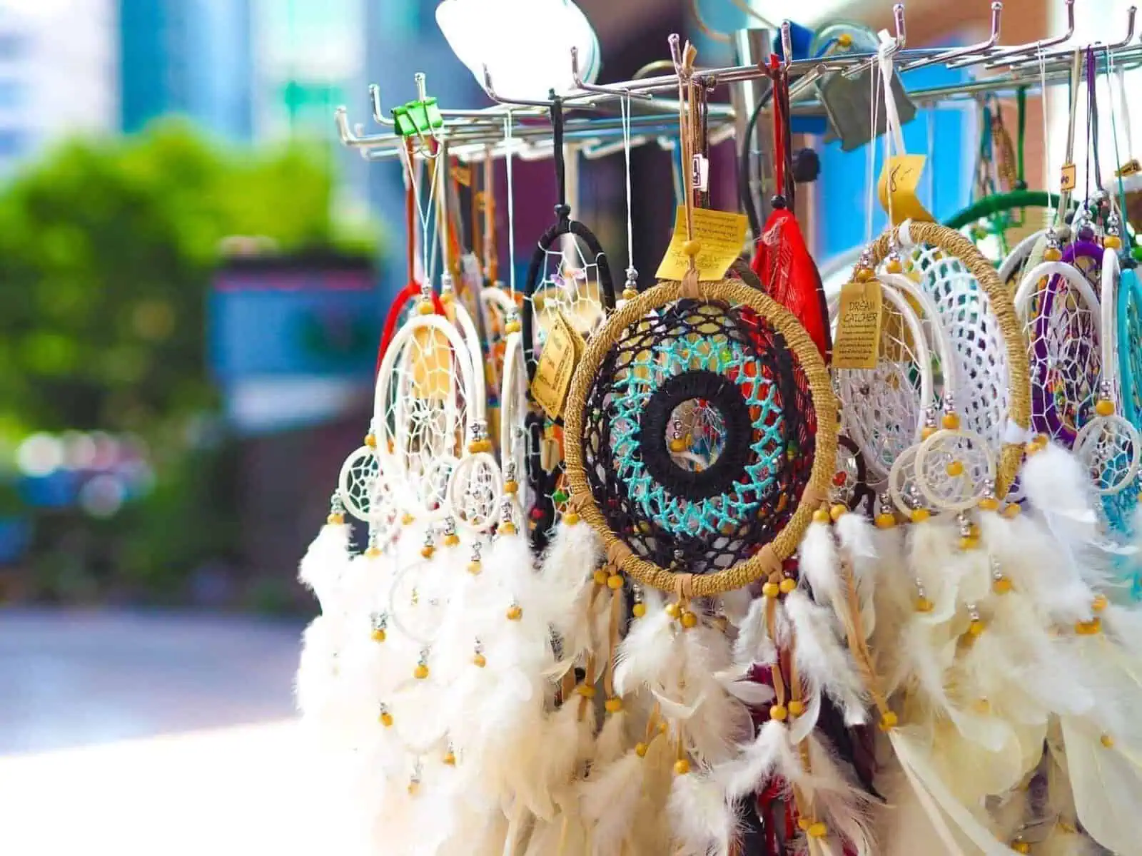 How to Make a Dreamcatcher: 7 Easy Steps 6 how to make a dreamcatcher