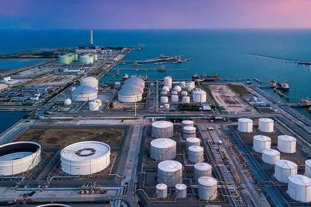 Is Oil and Gas Production A Good Career Path? 7