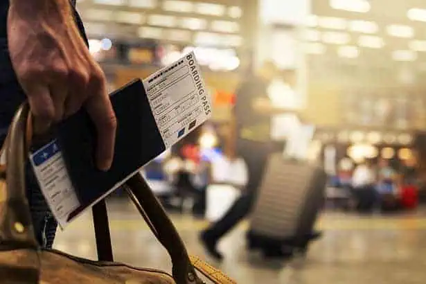 Time when flights are less crowded