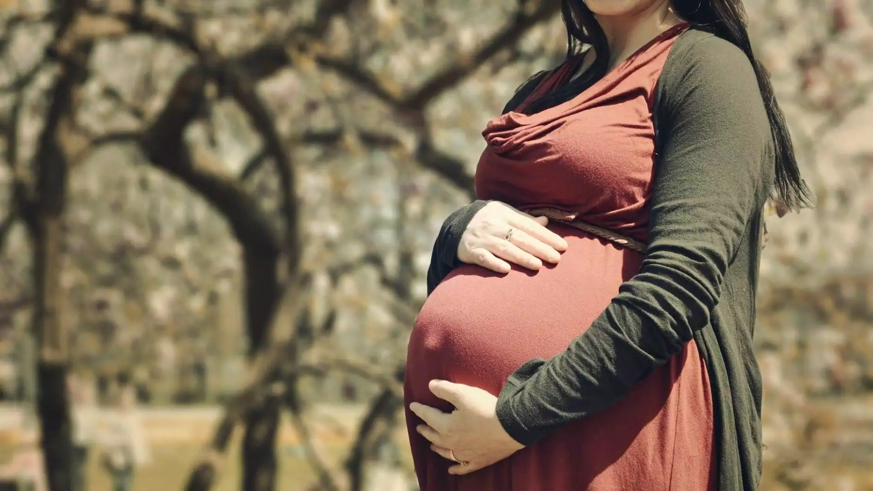 When Do You Start Showing in Pregnancy? 11 Interesting Facts 5 When do you start showing in pregnancy
