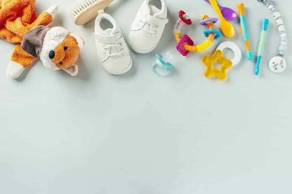 When do babies start crawling