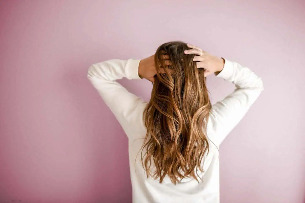Excess Grease Buildup: Hair Troubles Explained 1 hair