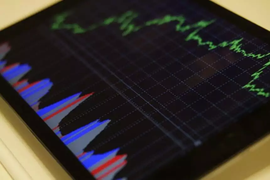 how to invest in private equity