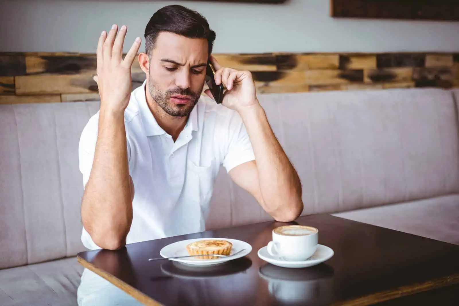 What to Do When He Pulls Away? 4 Important Facts 2 What to do when he pulls away