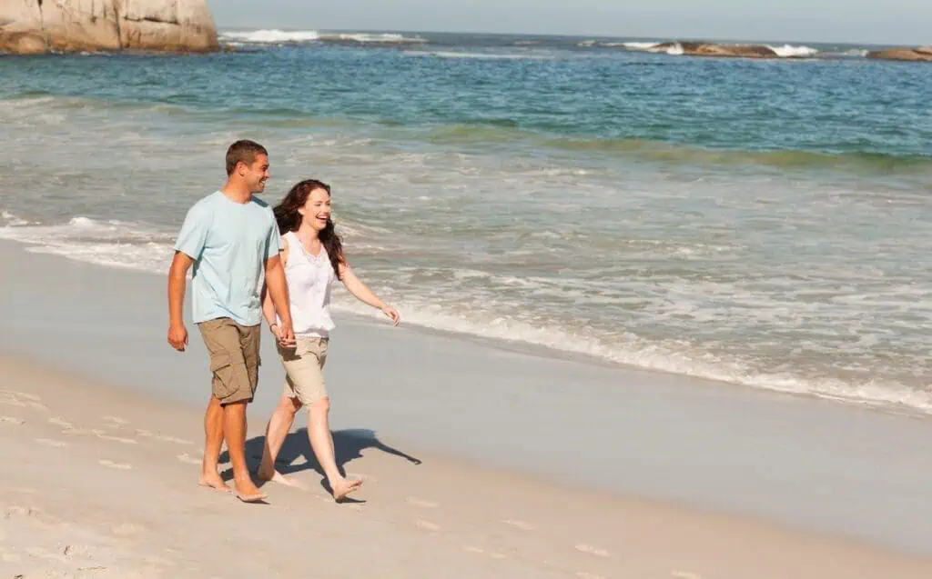 What are Red Flags in a Relationship: 5 Strong Signs 2