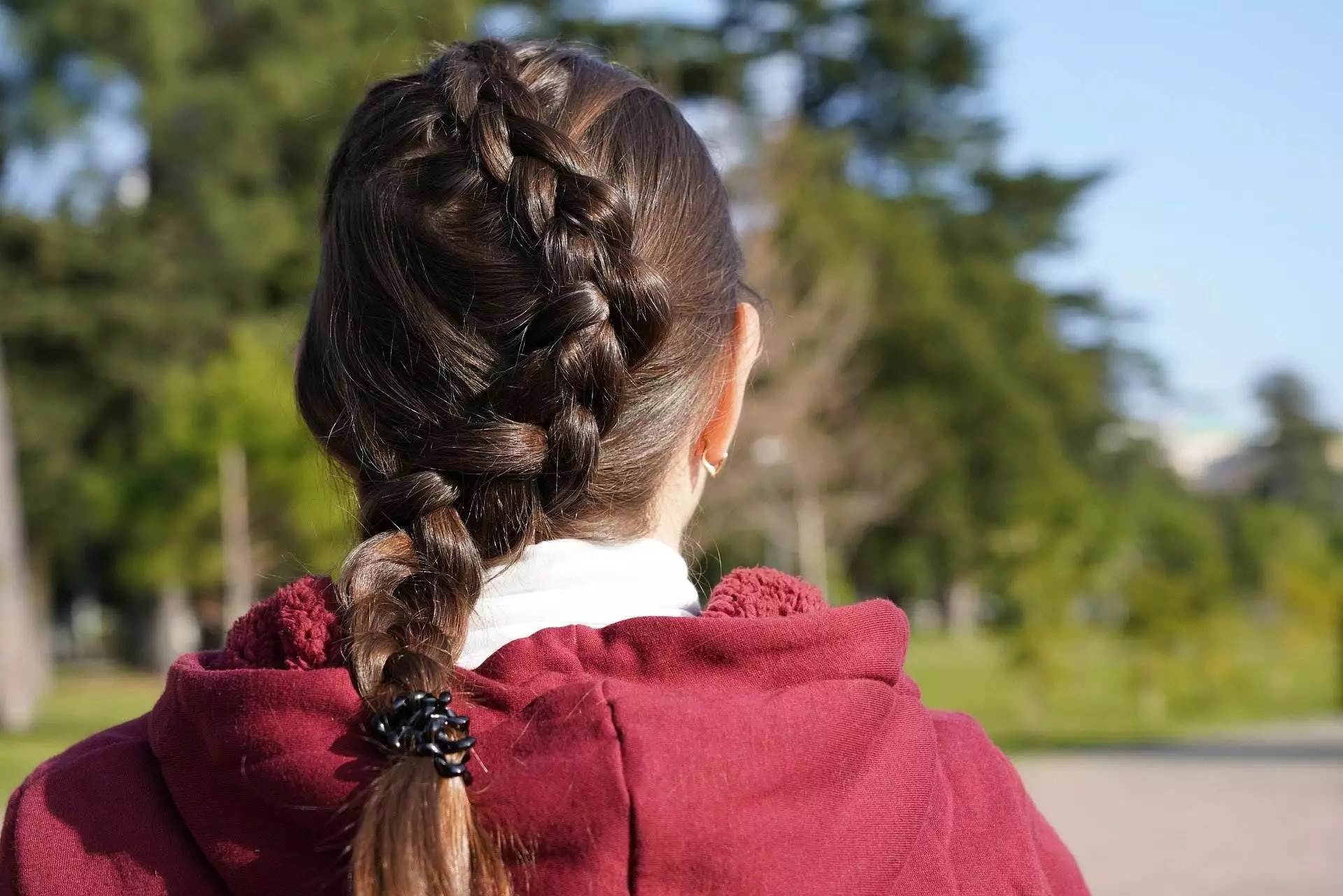 how to French braid