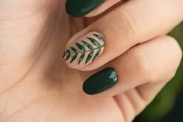 How to do gel nails?