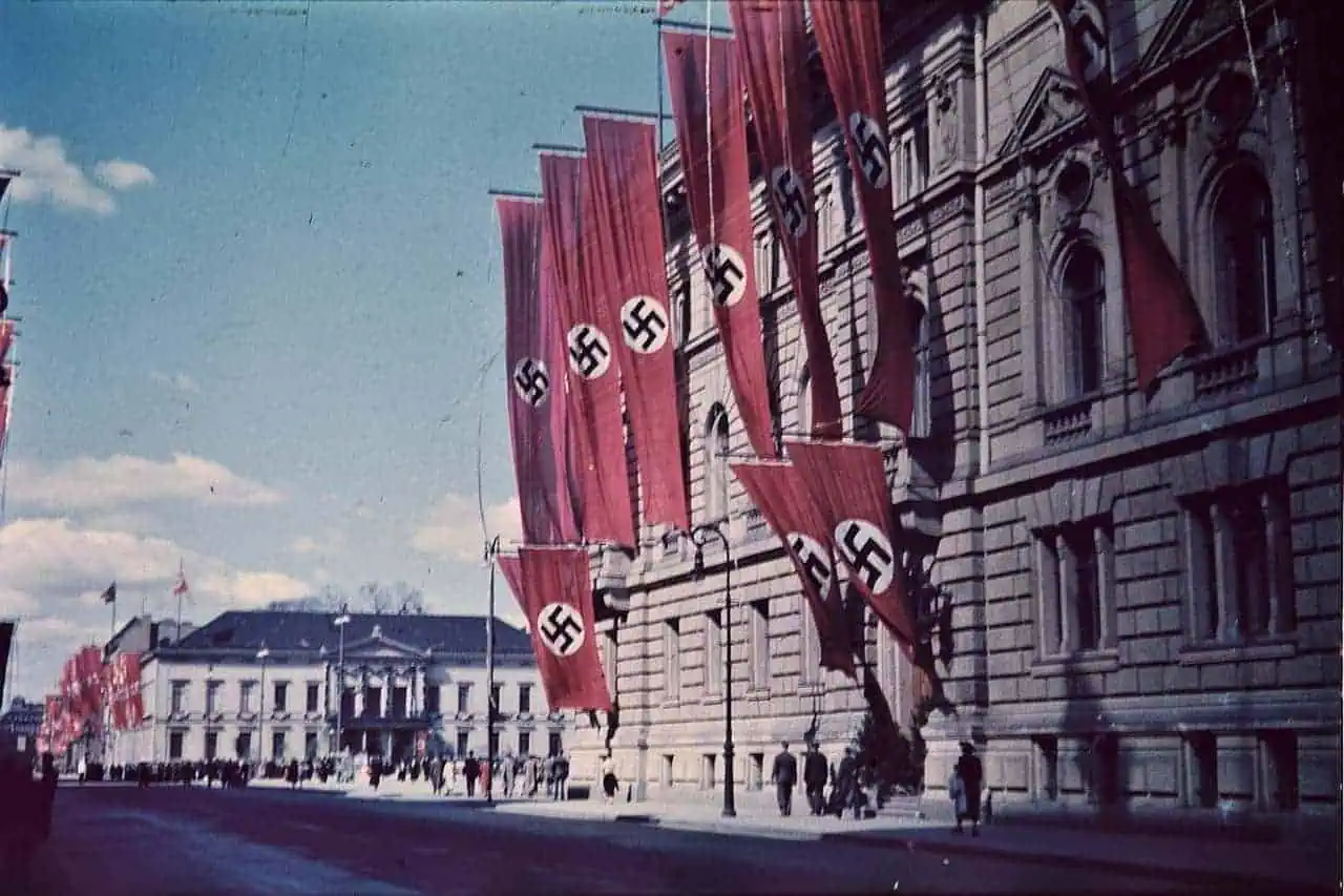 https://pixabay.com/photos/swastikas-flags-berlin-germany-906653/