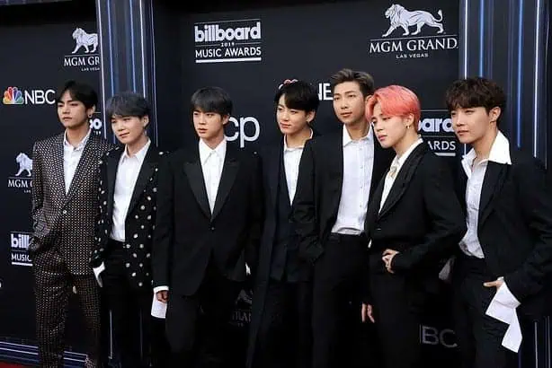 Candlelight K-Pop: A Tribute to BTS