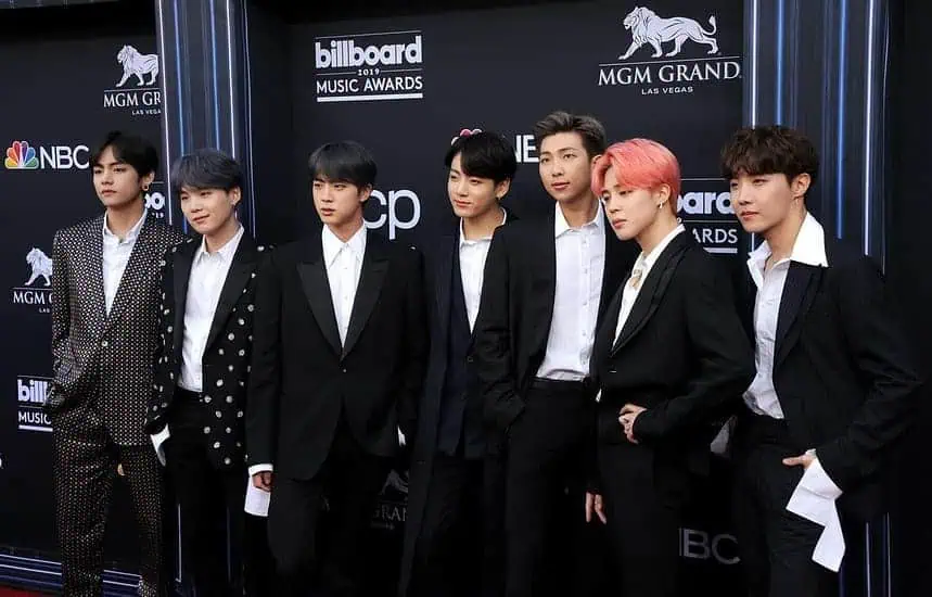Candlelight K-Pop: A Tribute to BTS