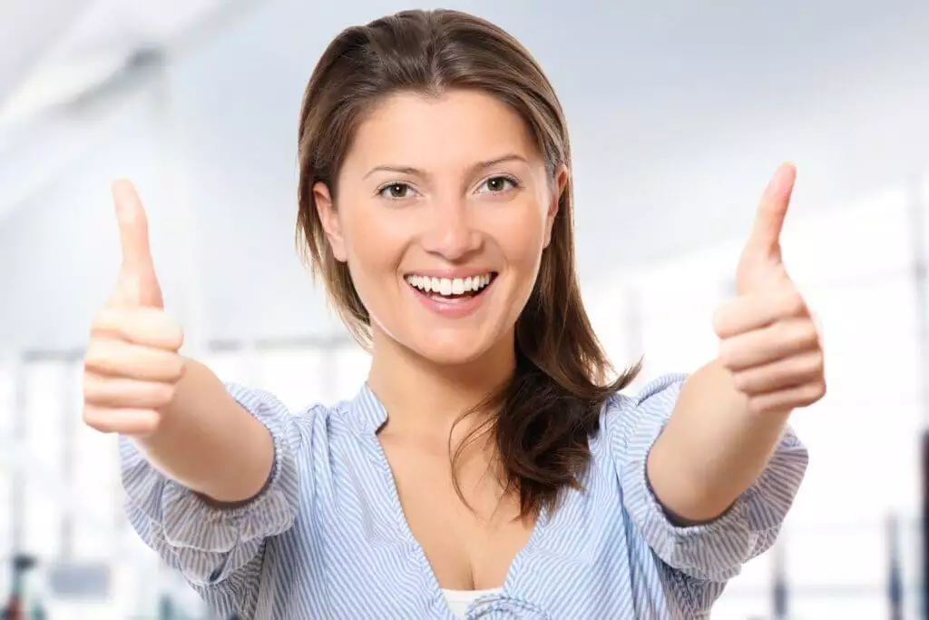 How to Manifest Someone Back into Your Life? 6 A woman having positive attitude