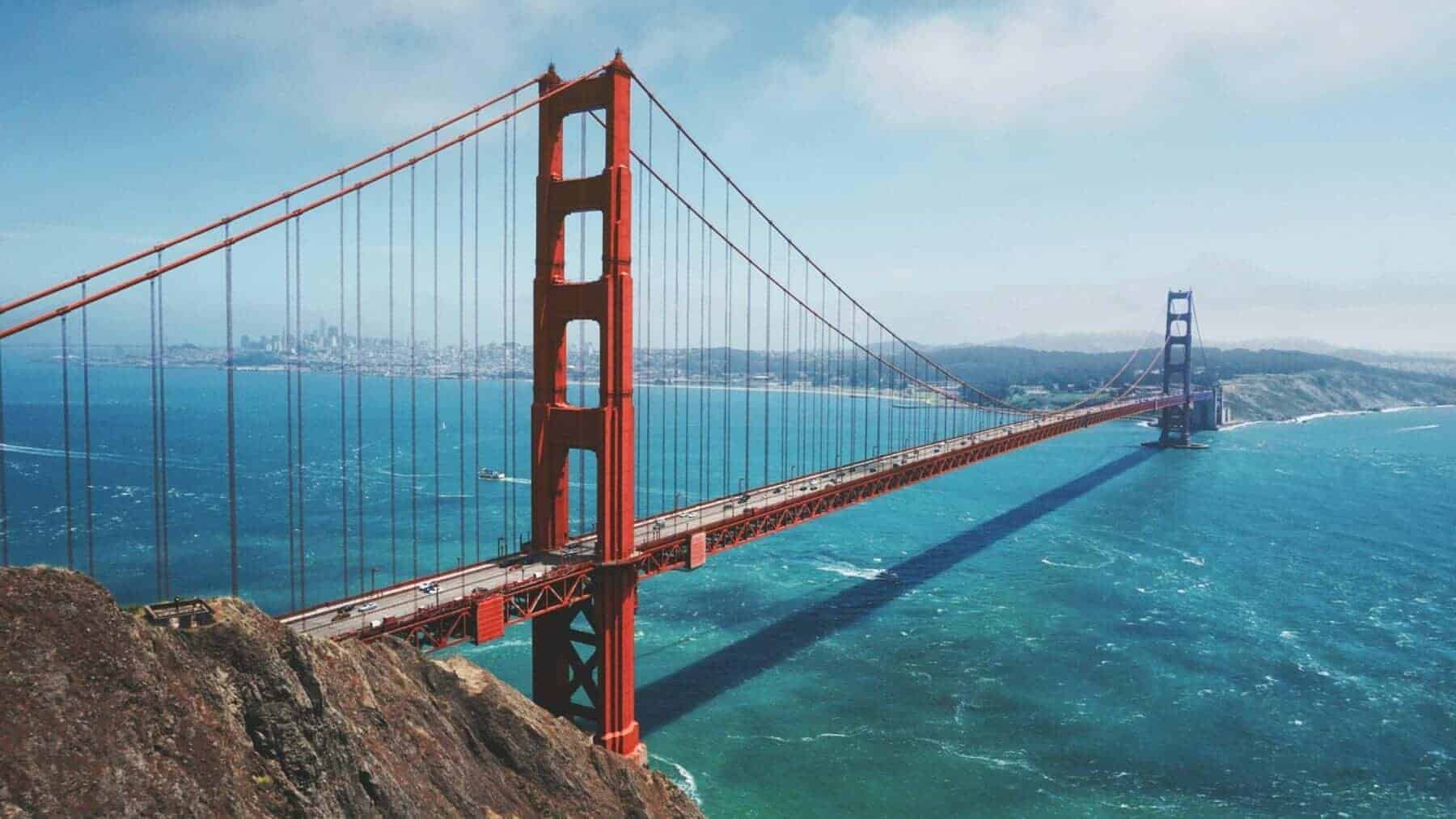 Enjoy Unlimited Brunch & Champagne in San Francisco Cruise!