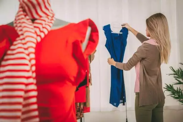 How to become a fashion designer
