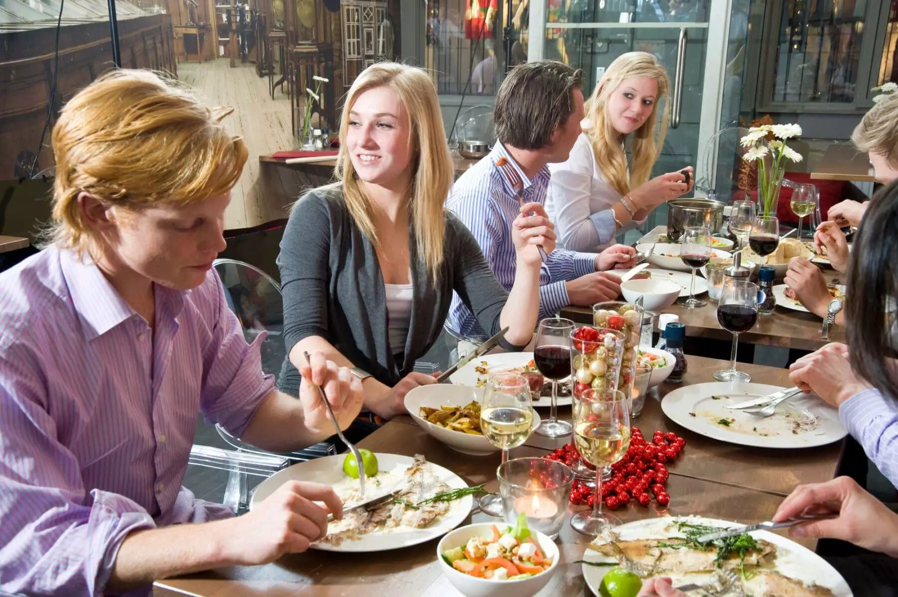 How to Become a Socialite