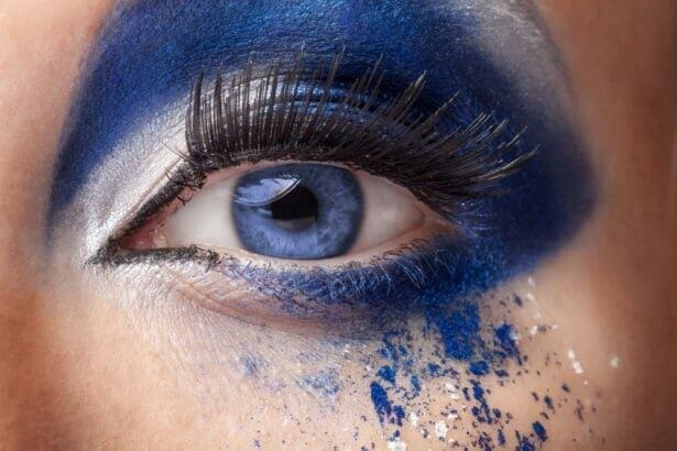 eyeshadow colors for blue eyes
