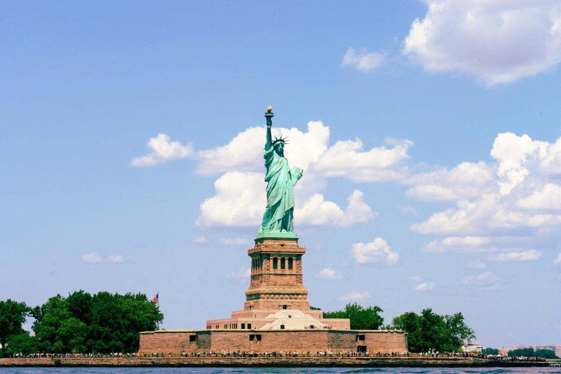 Home Icy 48 Cruise around the Majestic Statue of Liberty for an Hour!