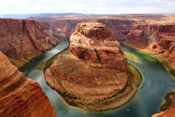 Visit the Grand Canyon West & View the Picturesque Canyon!