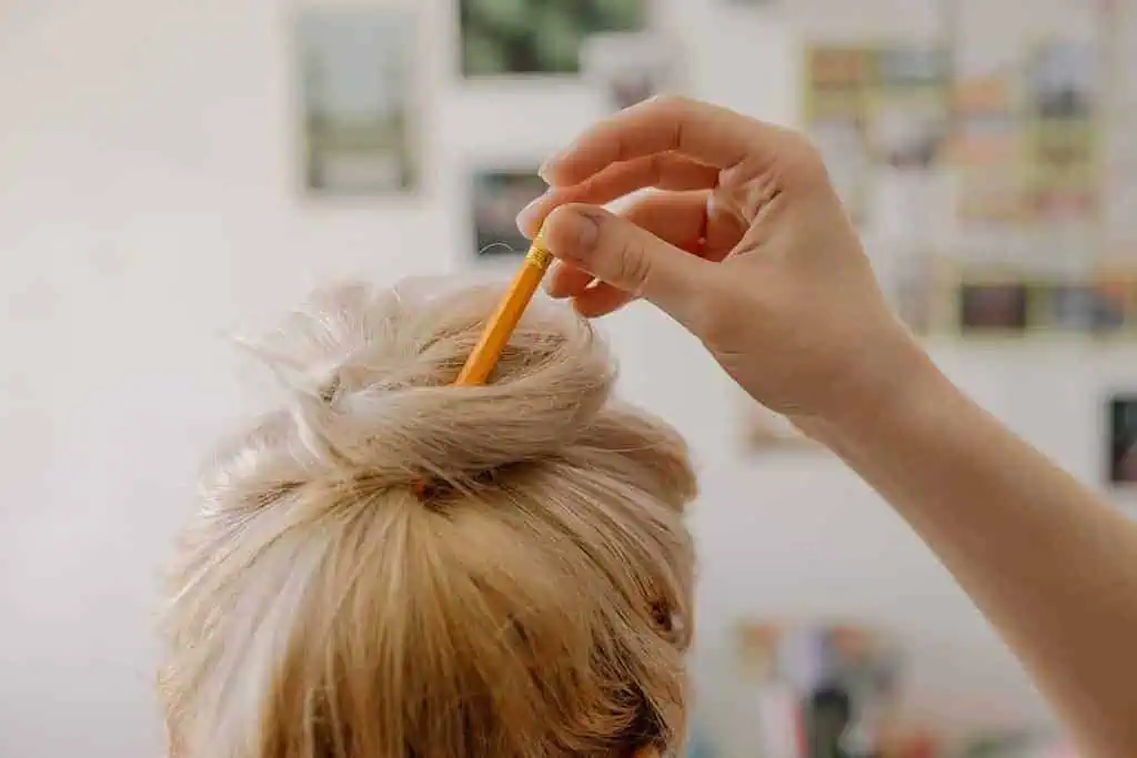 Exploring Effective Methods to Remove Hair Dye Stains from Skin 1