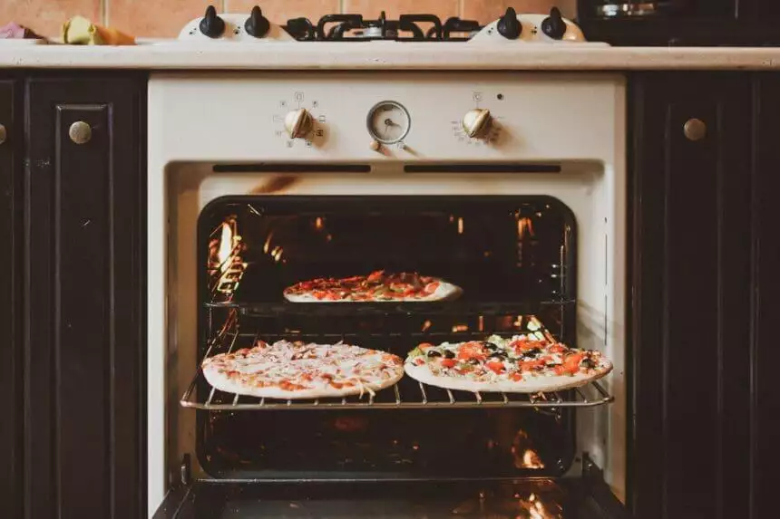 Learn to Cook Pizza at a Private Family Home 1 Learn to Cook Pizza at a Private Family Home in Chicago!