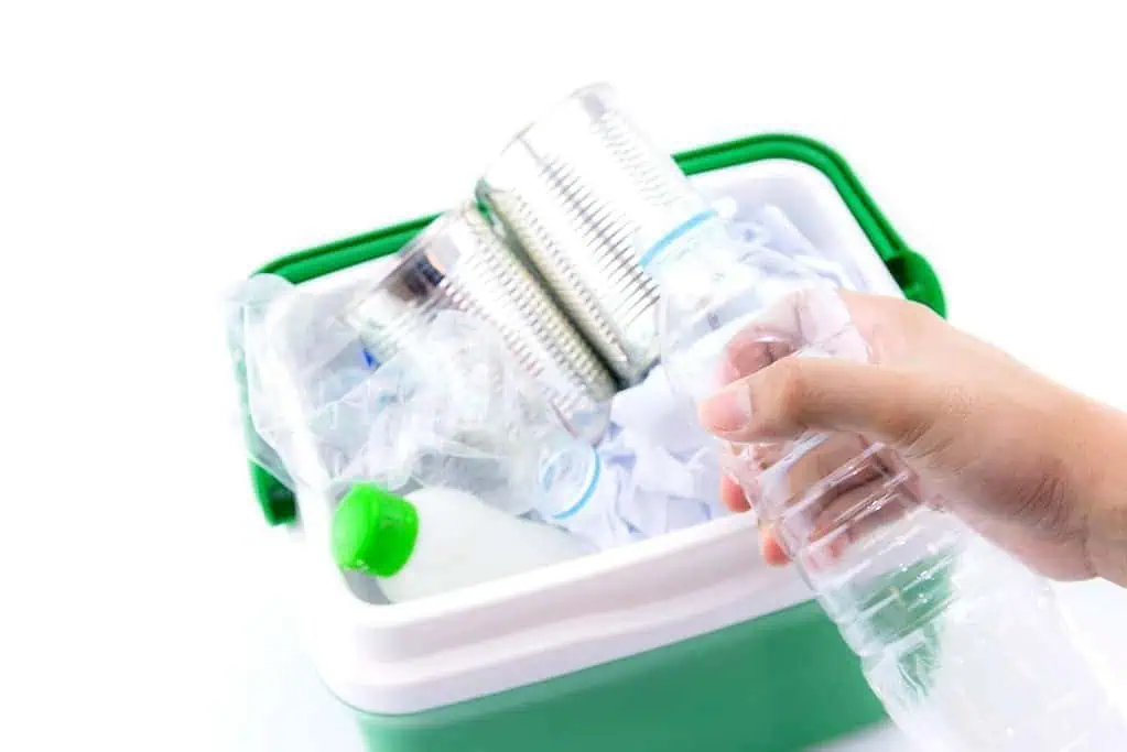 32672590_a-recycle-bin-with-plastic-bottles-paper-and-other-plastic-item
