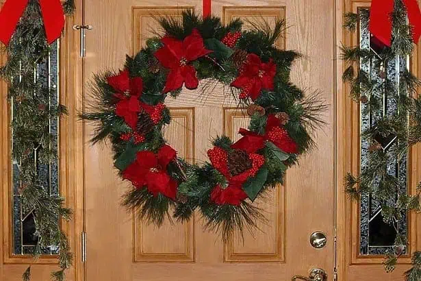 How to Make a Christmas Tree Bow 2