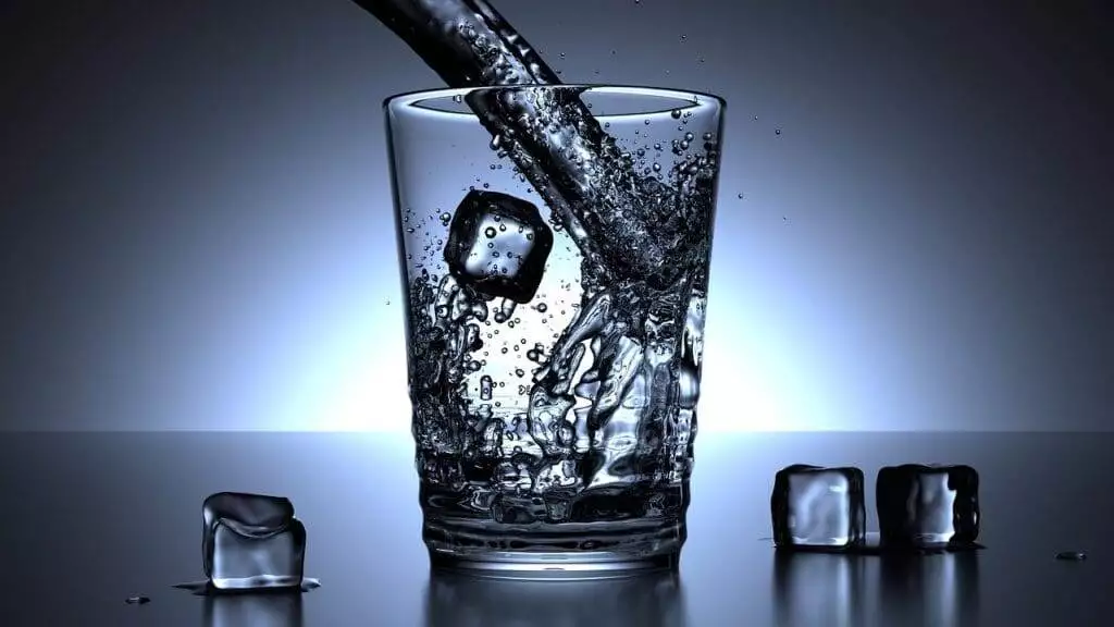 Is Eating Ice the Same as Drinking Water 3