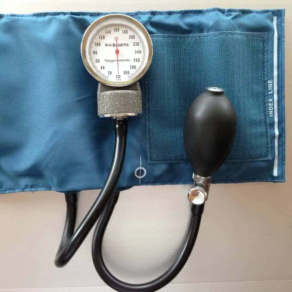 how much water should i drink before donating plasma