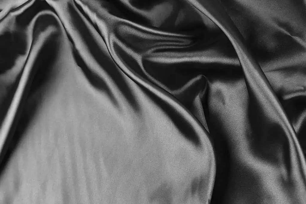 Navigating the Waters of Laundry: Does Cold Really Prevent Shrinkage? 7 does cold water shrink clothes
