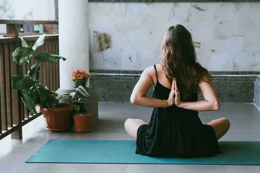 Mastering the Dragonfly Pose with 5 Key Points 1 Dragonfly yoga pose