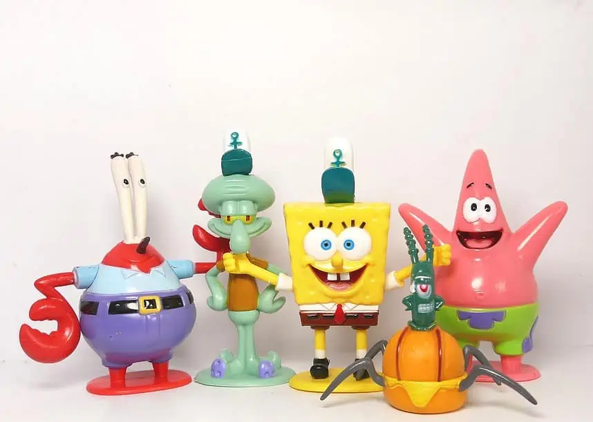 How Old is Pearl From Spongebob? 1 Colorful SpongeBob and Patrick toy figures from the popular animated series.
