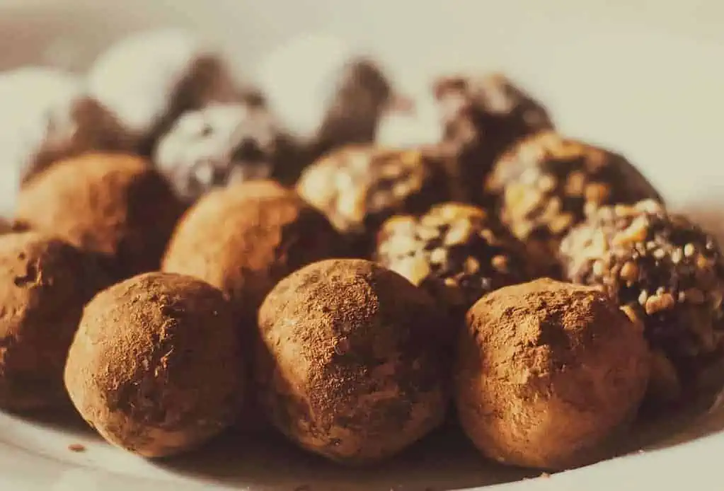 From Passion to Profit: A Step-by-Step Guide on How to Start a Dessert Business 2