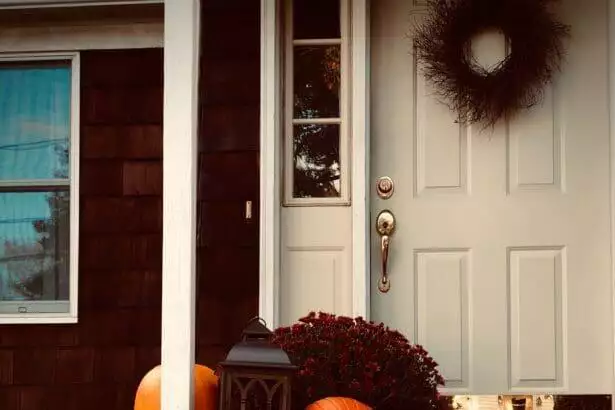 when to start decorating for halloween