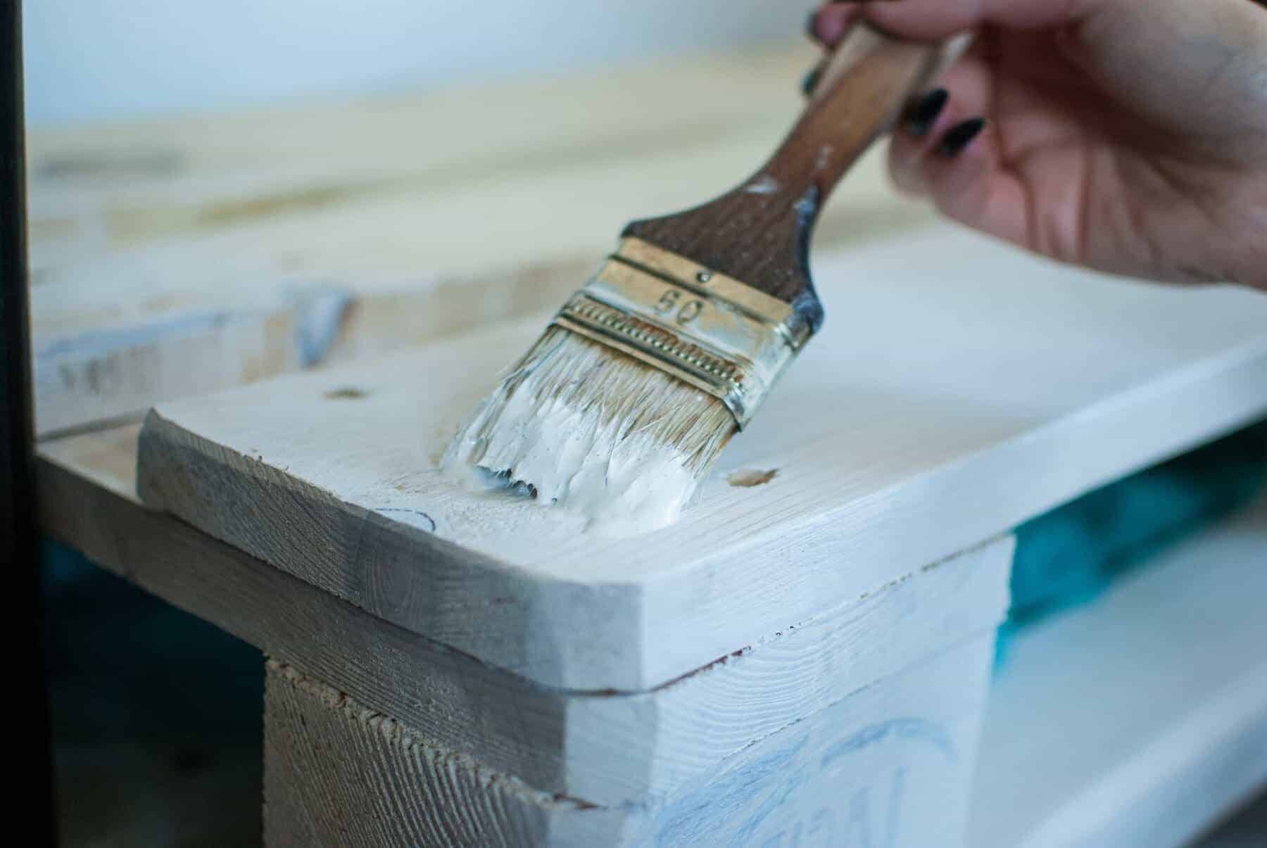 Home Icy 46 Can you paint over stained wood