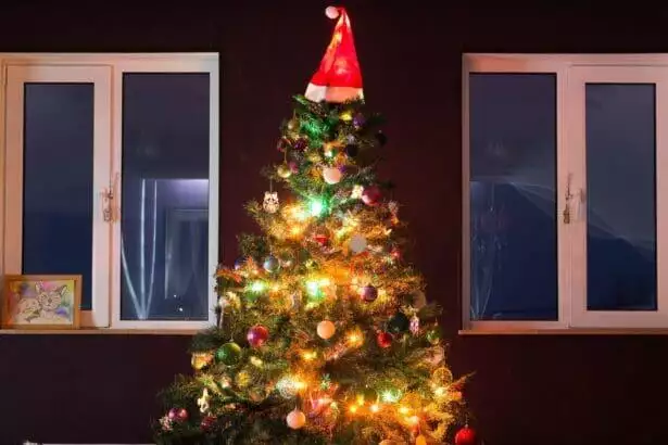 How to Fluff a Christmas Tree