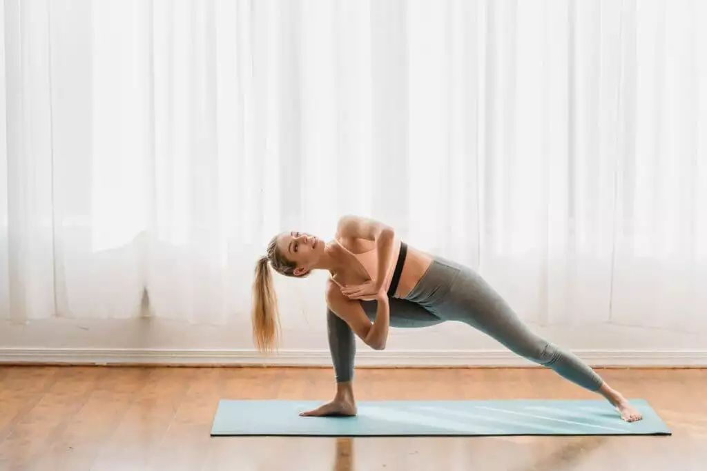 how to do the lunge poses in yoga