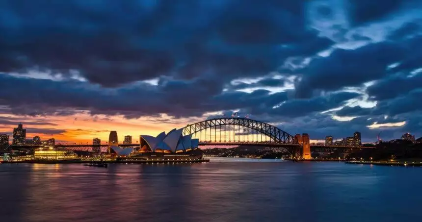 Discovering Australia's Secret Landscapes and Cultures 1 Discovering Australia's Secret Landscapes and Cultures 1