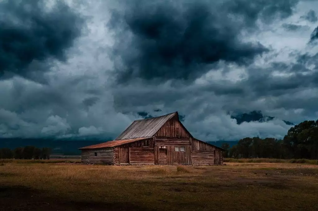 Impacts of Wind Patterns on Climate: Understanding the Effects 4 power of wind changing weather conditions