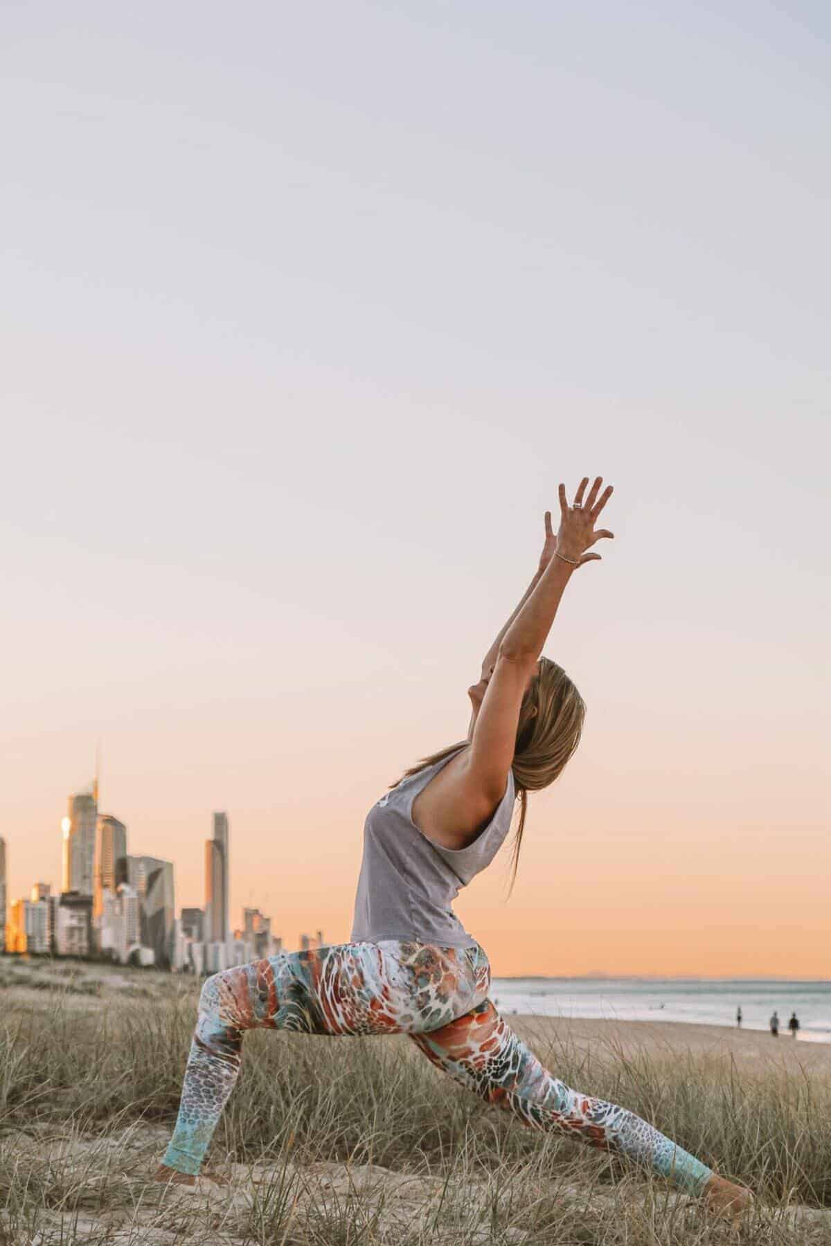 how to do the lunge poses in yoga