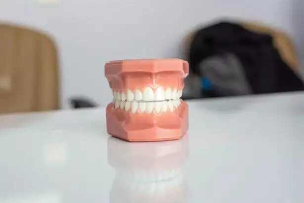 What not to eat after teeth cleaning