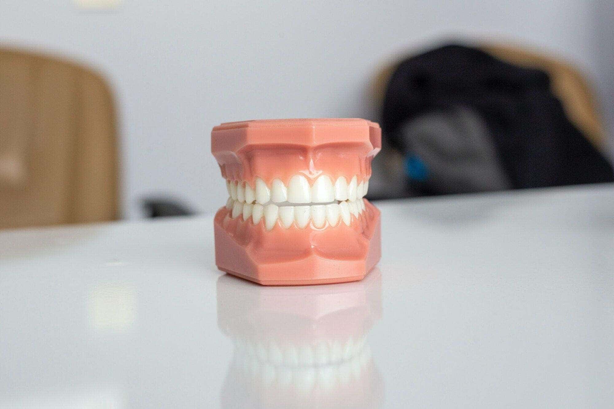 What not to eat after teeth cleaning
