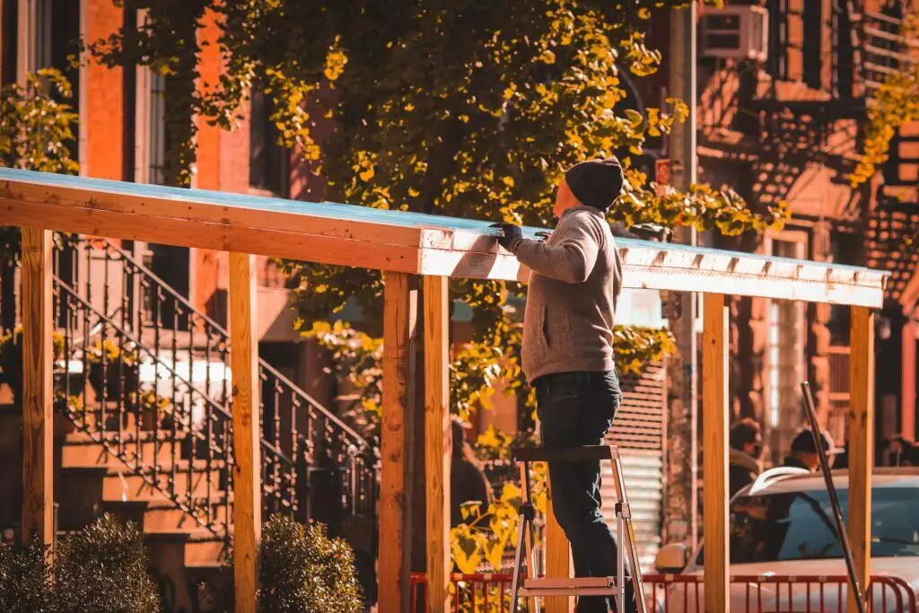how to build a deck gate