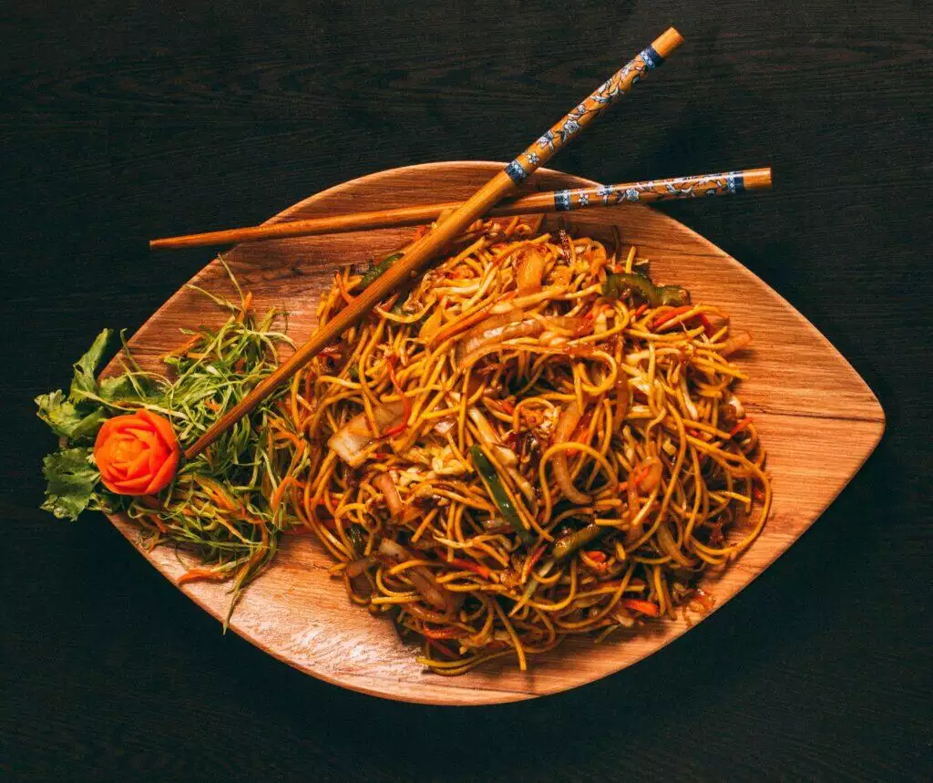 Embarking on a Fresh Start: Delectable Choices to Enhance Your New Year's Day Celebration 5 Noodles