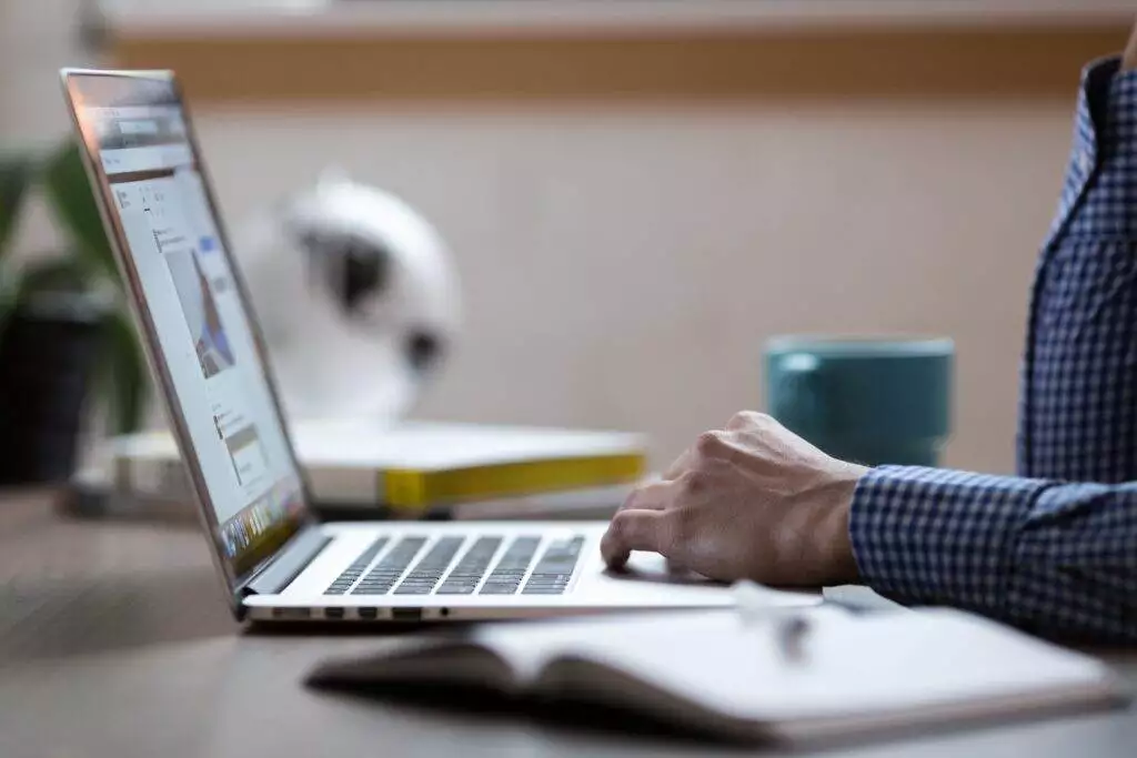 How long does it take to build a website 